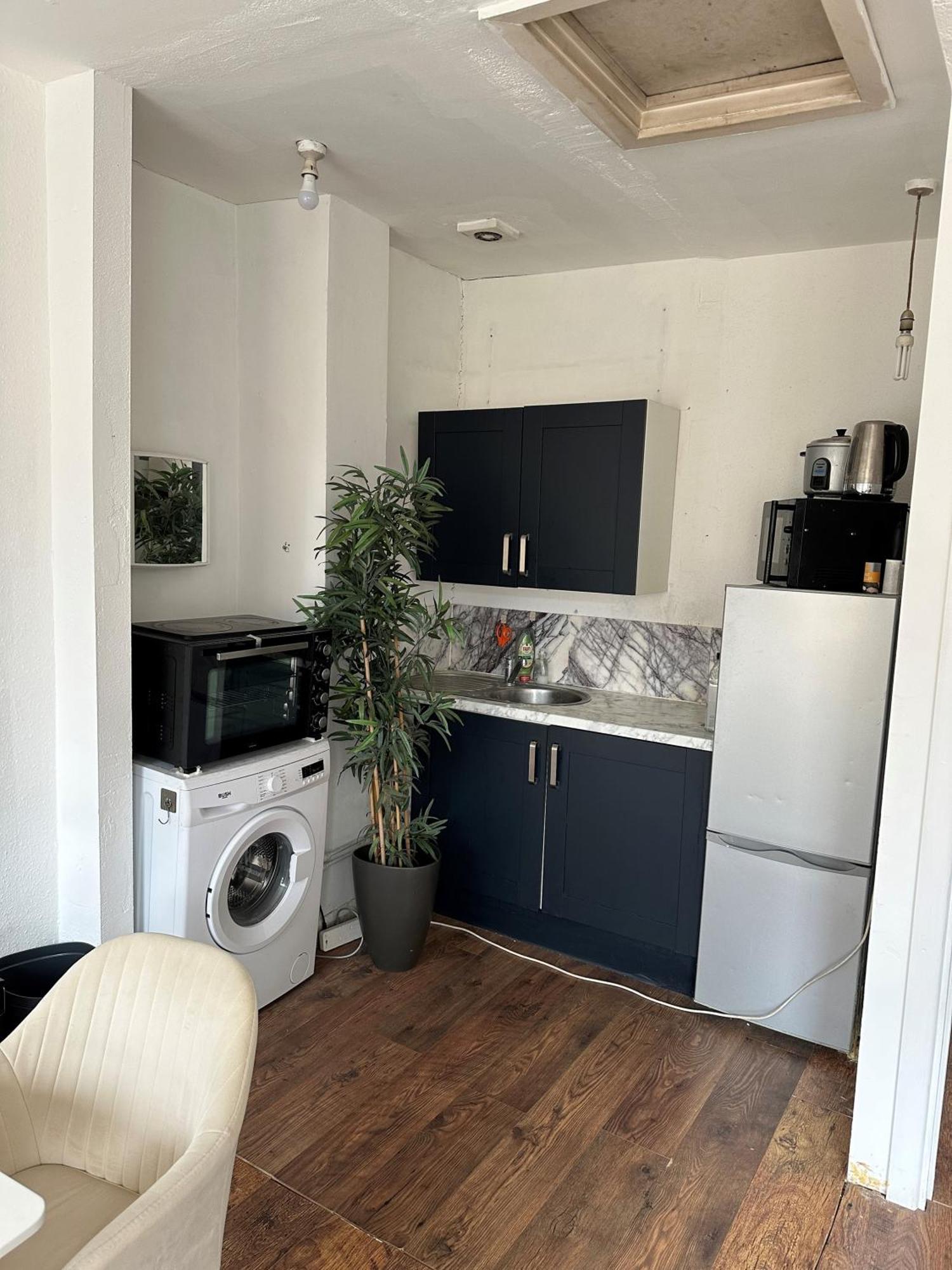 One Bed Victorian Flat,10 Min Walk To Paddington, Sleeps 4, Pet-Friendly Apartment Londra Exterior foto